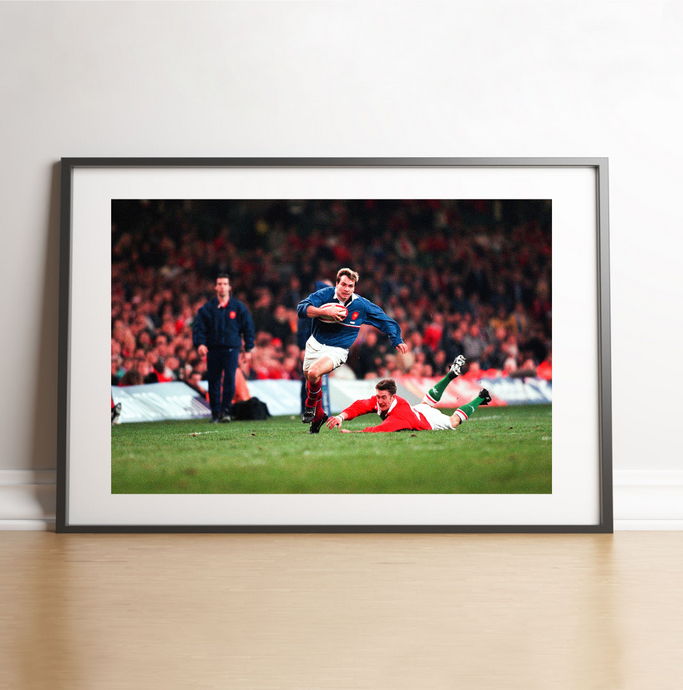 Christophe Dominici met à terre le Pays de Galles, 2000