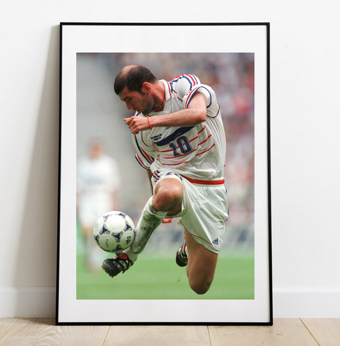 Zinédine Zidane en apesanteur, 1998