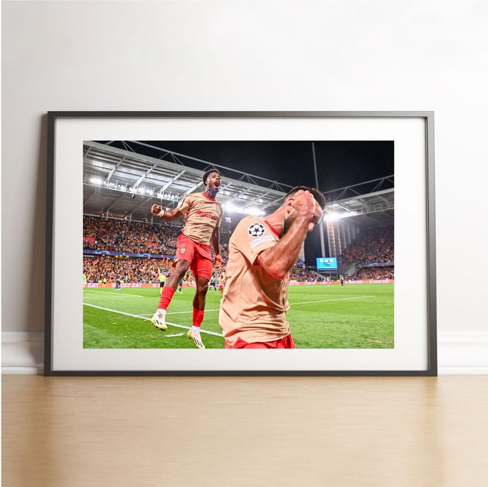 Wahi et Thomasson célèbrent leut but face à Arsenal, 2023