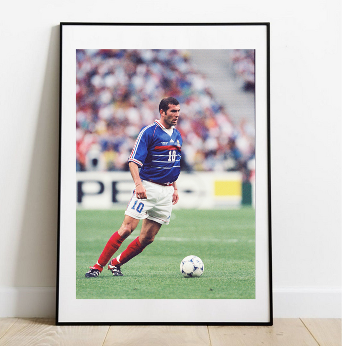 Zinédine Zidane avec le ballon face au Brésil, Mondial 1998
