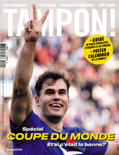 Charger l&#39;image dans la galerie, Coffret tirage « Les Bleus face au Haka, 2011 » &amp; Tampon! magazine spécial coupe du monde