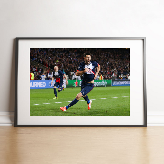 Pastore fête son but contre Chelsea, 2014