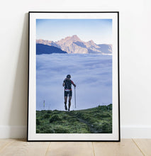 Charger l&#39;image dans la galerie, Lever de soleil sur une traileuse de l&#39;UTMB, 2016